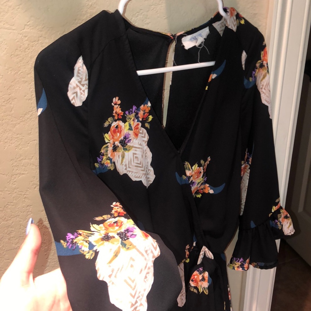 Romper - Picture 2 of 3